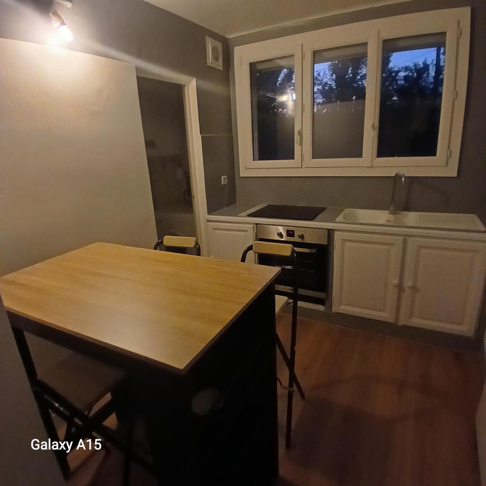 Zenmeublermontfavet Apartment Avignon
