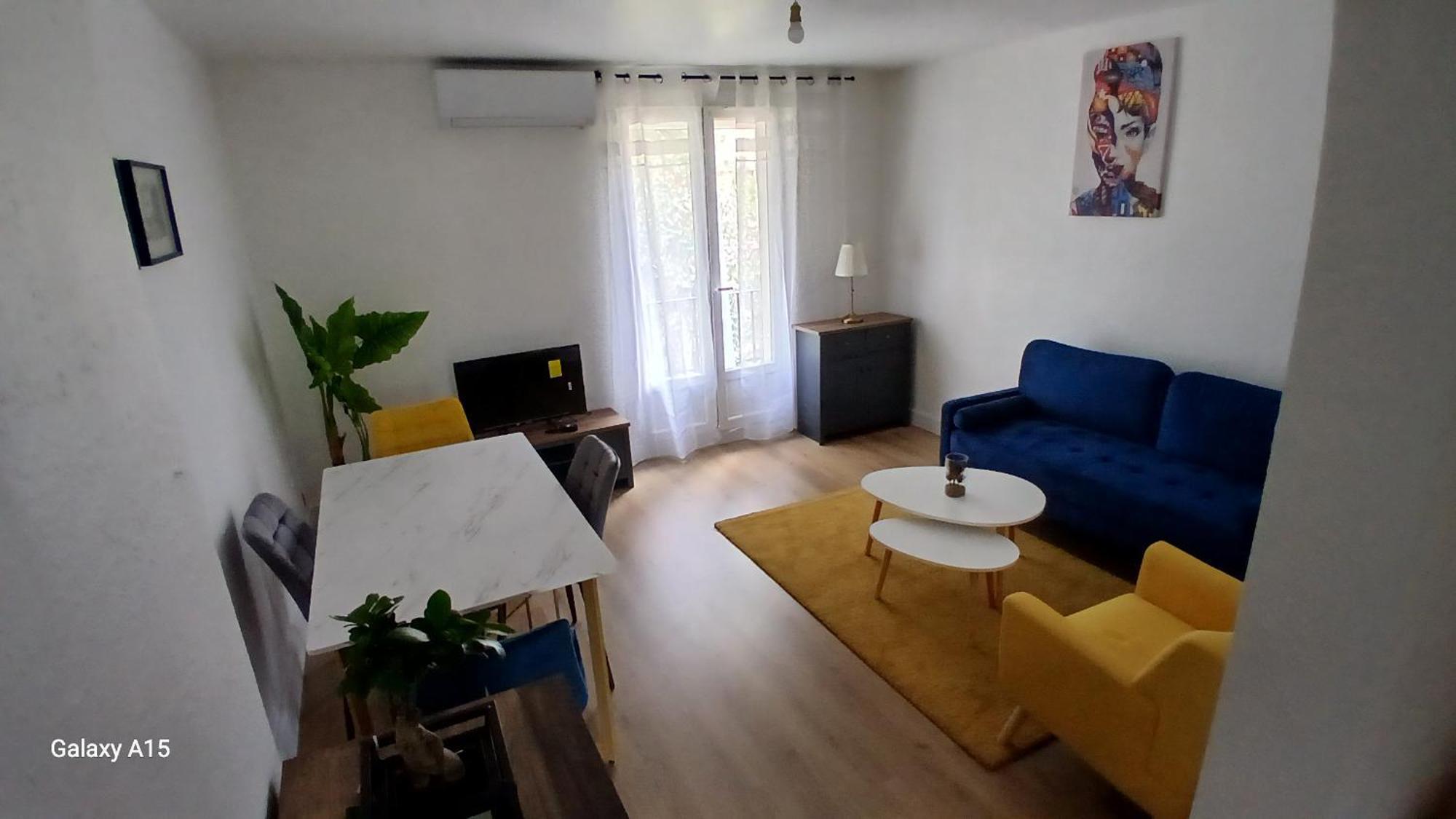 Apartment Zenmeublermontfavet *